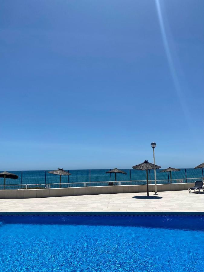 Sunshine Beach Front Complex, Wifi, Modern Casares Luaran gambar